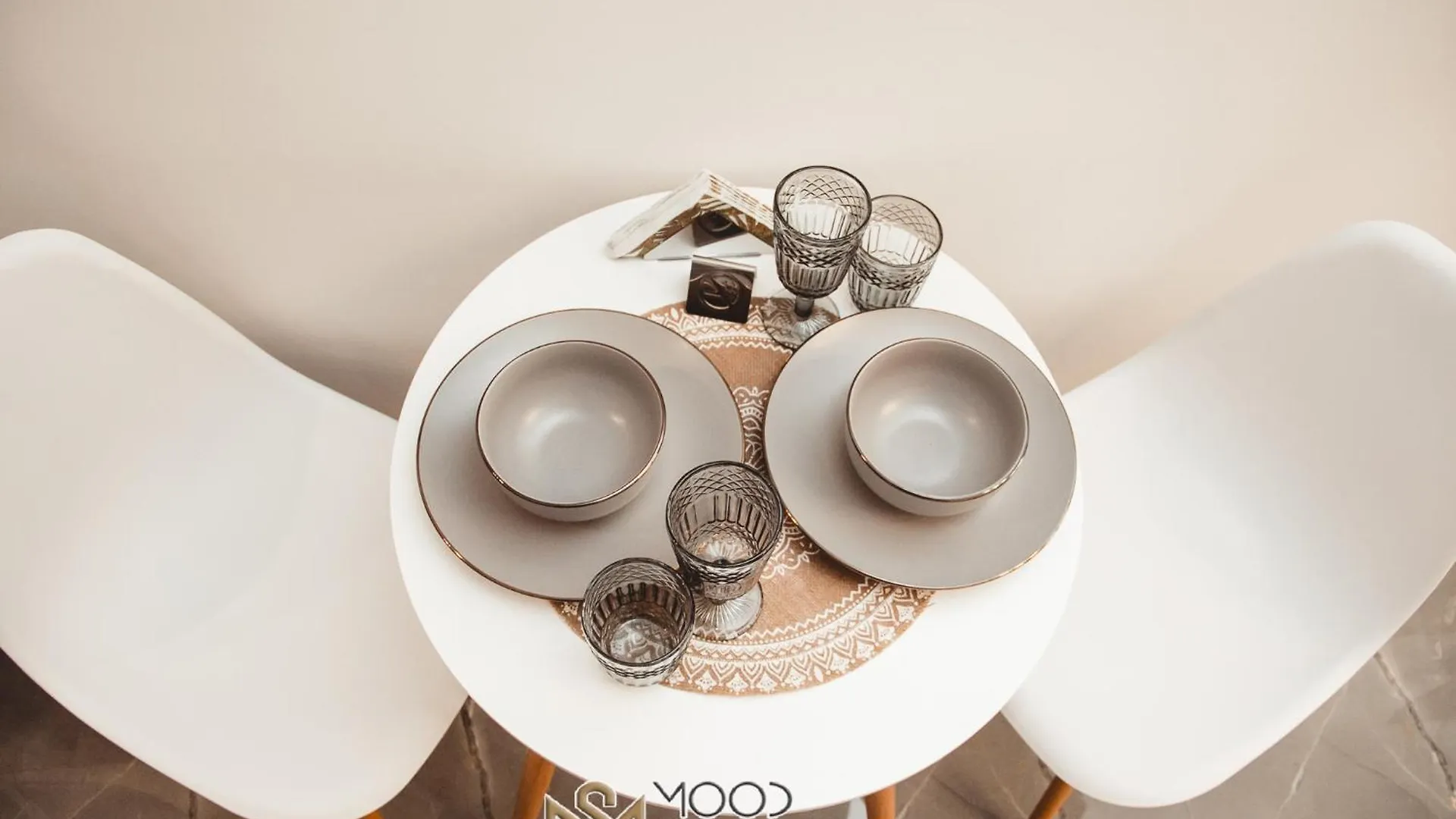 Polyane Expostudio Moodsolutions Living Salonic Apartament